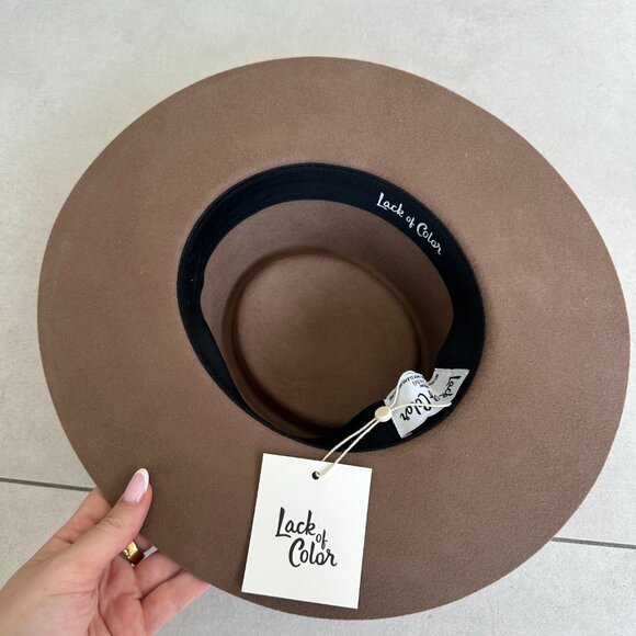 NWT Lack Of Color The Mirage Boater Hat In Brown Wide Brim Suede Band - Picture 10 of 14